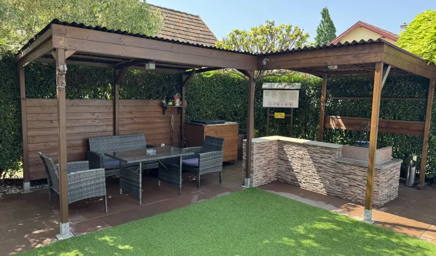 Aqua Apartmanh�z Si�fok