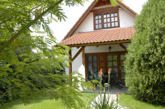 Balla Apartmanhz, Sifok