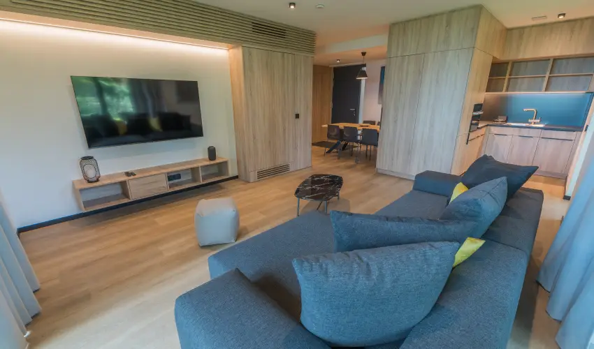 BJ81 Suite Hotel Sifok