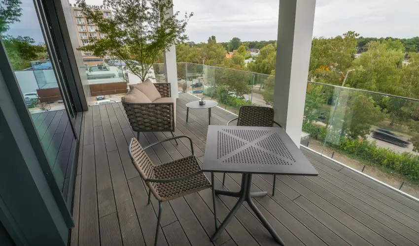 BJ81 Suite Hotel Sifok