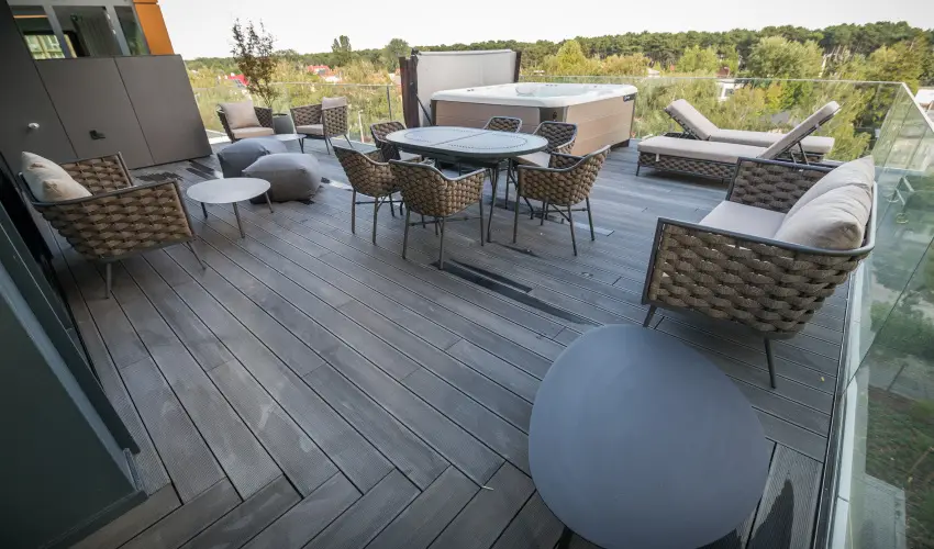 BJ81 Suite Hotel Sifok