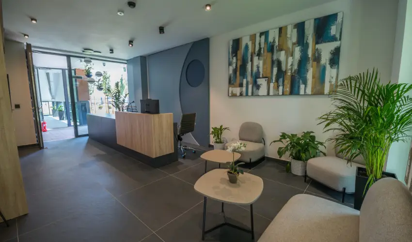 BJ81 Suite Hotel Sifok