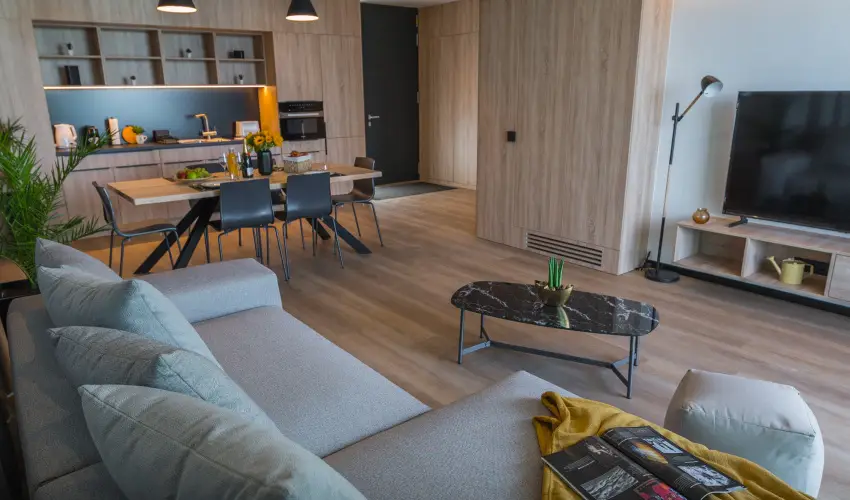 BJ81 Suite Hotel Sifok