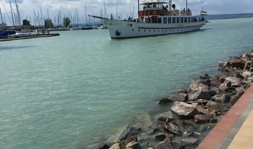 Dorina Wellness Apartman Sifok