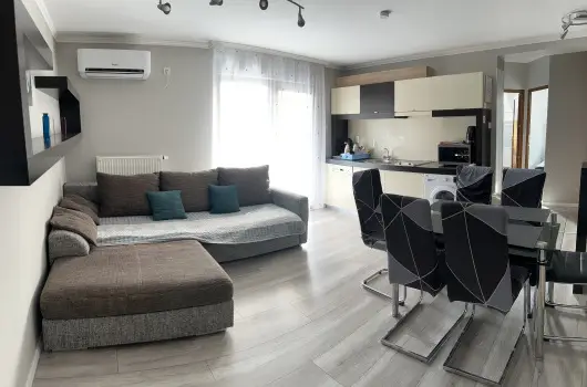 Dorina Wellness Apartman, Sifok