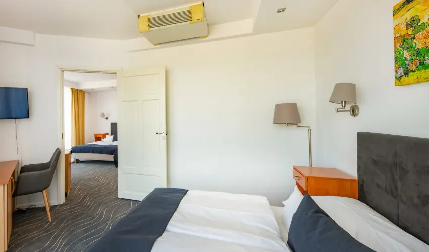 Holiday Resorts Balatonszrsz