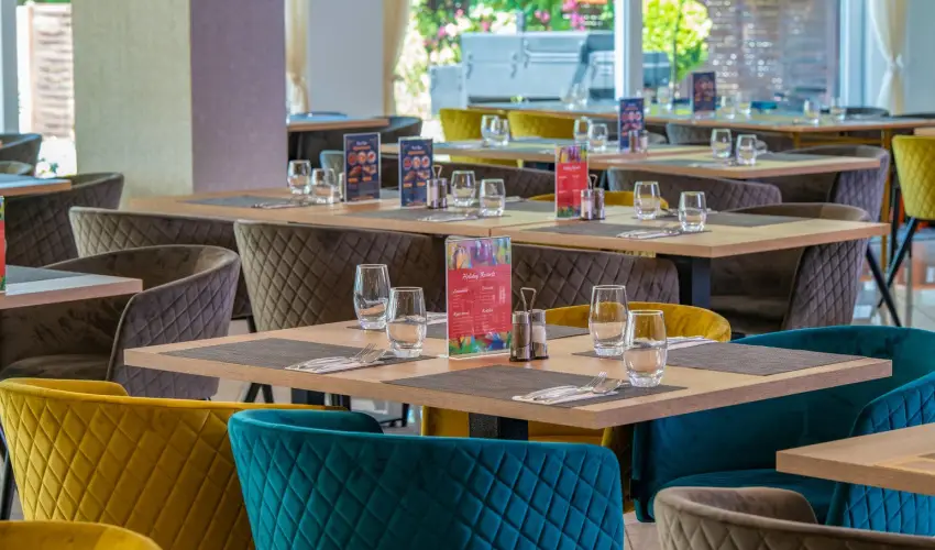 Holiday Resorts Balatonszrsz