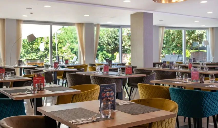 Holiday Resorts Balatonszrsz