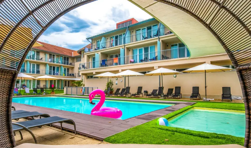 Holiday Resorts Balatonszrsz