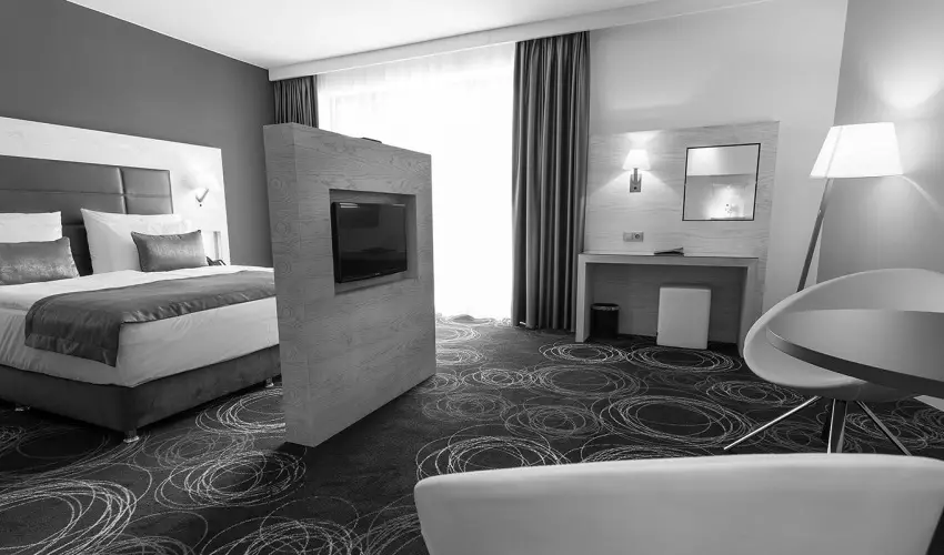 Aura Hotel Balatonf�red