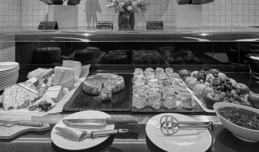 Aura Hotel Balatonf�red