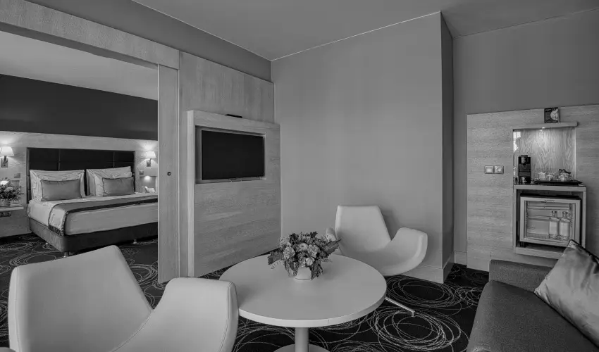 Aura Hotel Balatonf�red