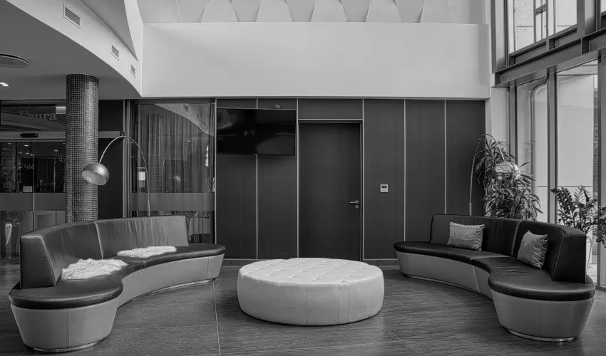 Aura Hotel Balatonf�red