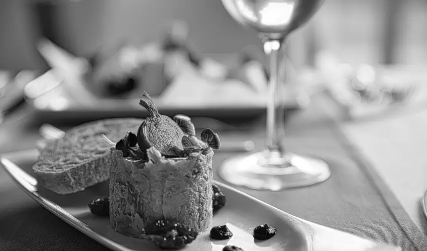 Aura Hotel Balatonf�red