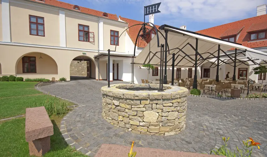 Hotel Historia & Historante Veszprm