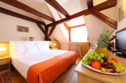 Hotel Historia & Historante, Veszprm, Sifok - 21 km