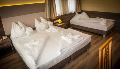 Hotel Jade Veszpr�m