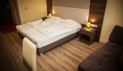 Hotel Jade Veszpr�m