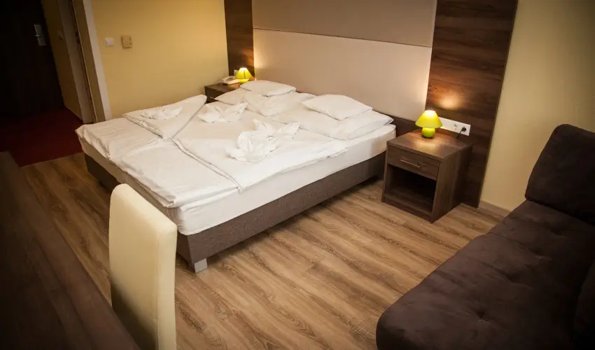 Hotel Jade Veszpr�m