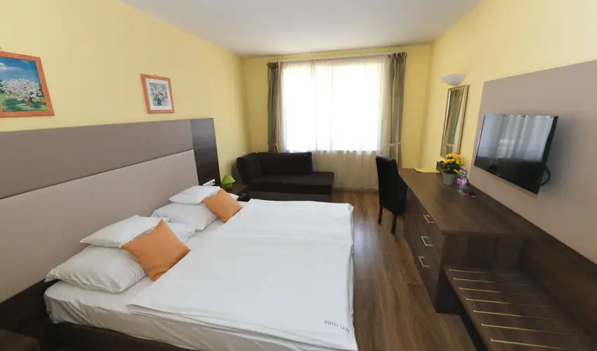 Hotel Jade Veszpr�m