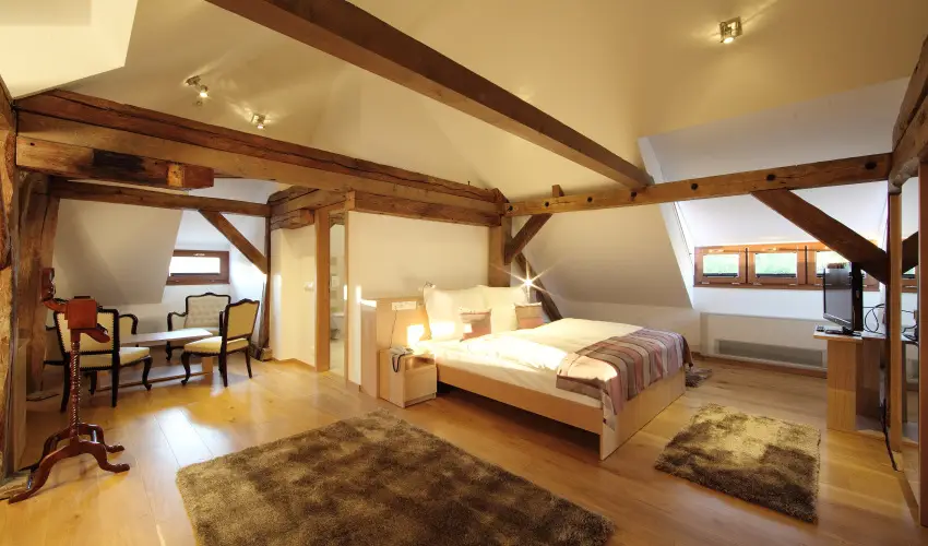 Hotel Historia Malomkert Veszpr�m