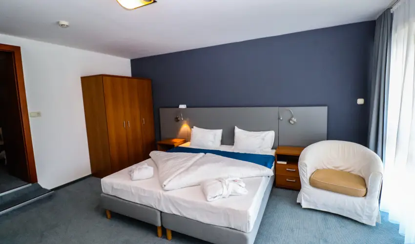 Hotel Yacht Wellness & Business Siófok