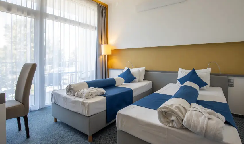 Hotel Yacht Wellness & Business Siófok