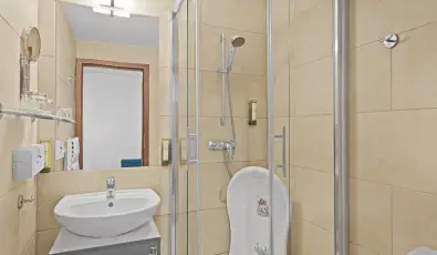 Hotel Yacht Wellness & Business Si�fok