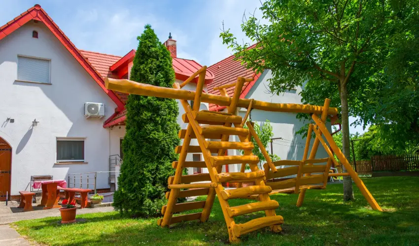 Huszr Vendghz rvnyes