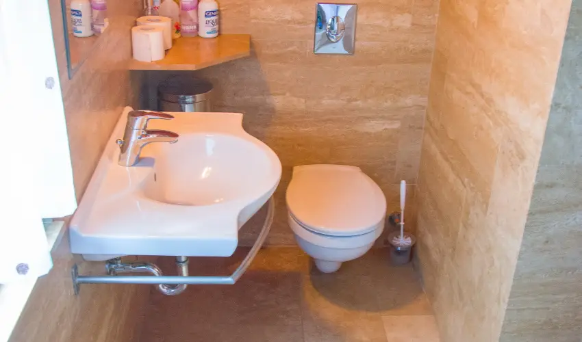 Huszr Vendghz rvnyes