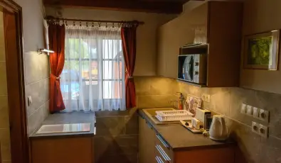 Huszr Vendghz rvnyes