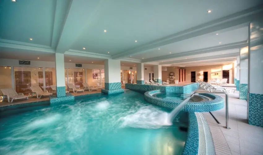 Kt Korona Konferencia & Wellness Hotel Balatonszrsz