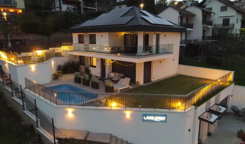 Lake Spirit Boutique Apartments Balatonalm�di