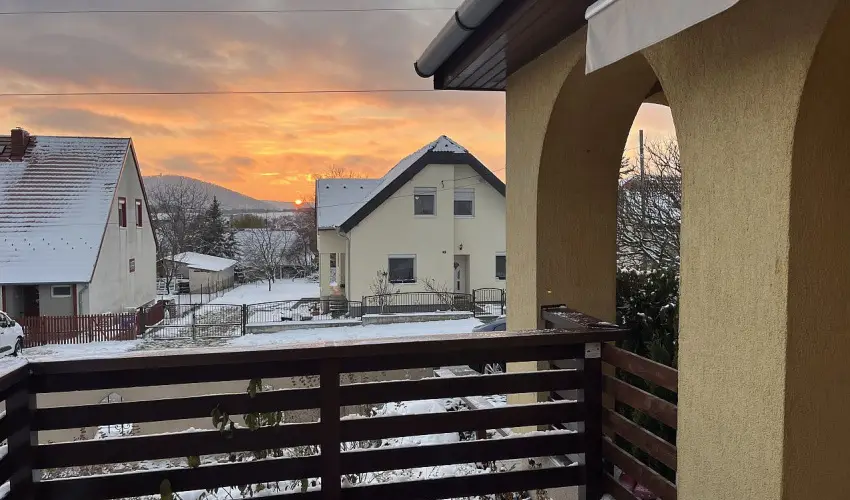 M�rk�i Vend�gh�z - kapu a Bakonyra M�rk�