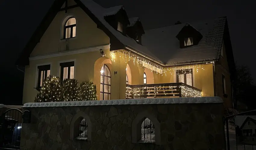 M�rk�i Vend�gh�z - kapu a Bakonyra M�rk�