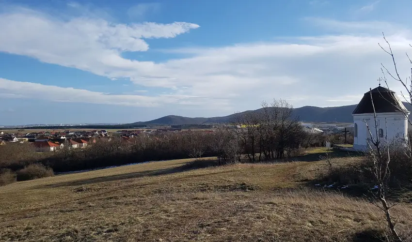 M�rk�i Vend�gh�z - kapu a Bakonyra M�rk�