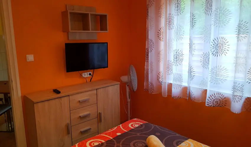 Napsug�r Villa A Si�fok