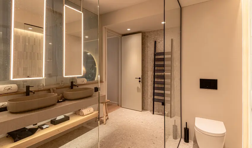 REED Luxury Hotel & Bistro Sifok