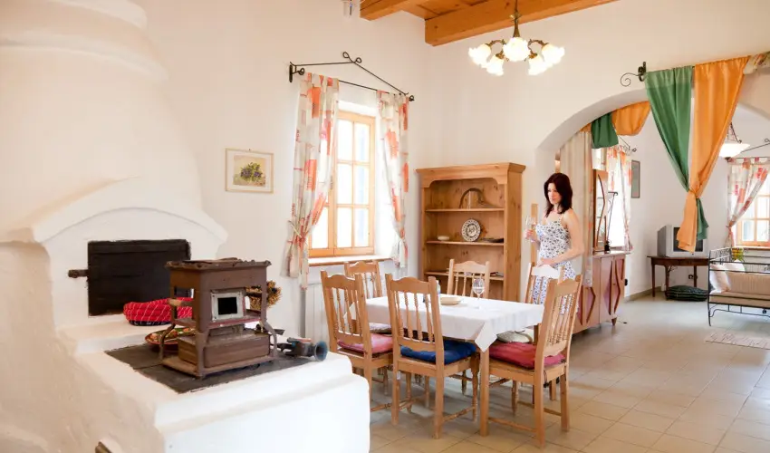 Somogy Kertje dlfalu s tterem Bonnya