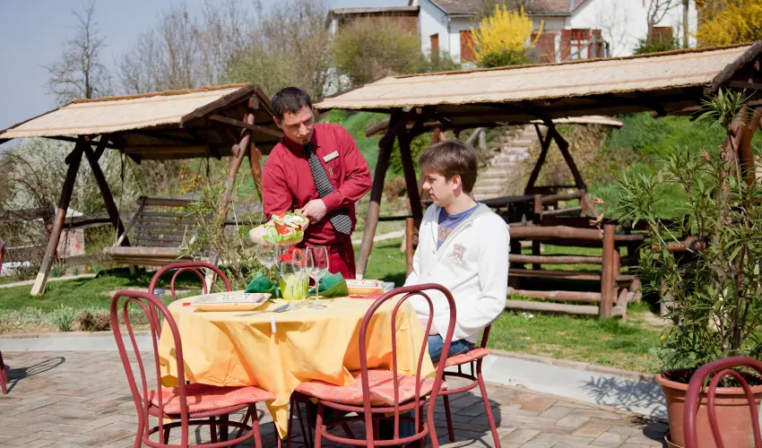 Somogy Kertje dlfalu s tterem Bonnya