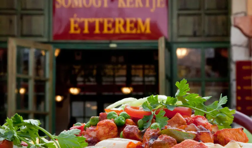 Somogy Kertje dlfalu s tterem Bonnya