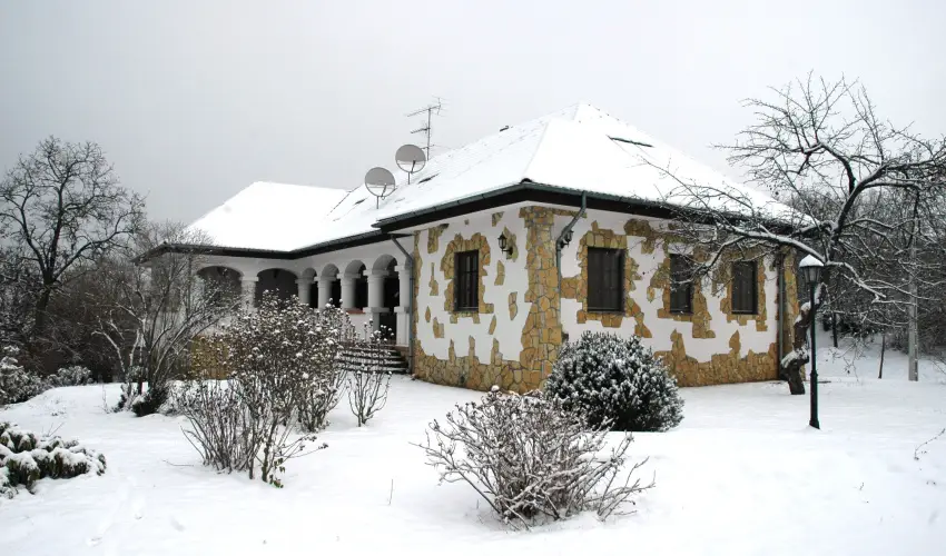 Somogy Kertje dlfalu s tterem Bonnya