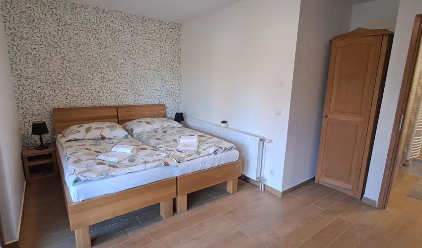 Somogy Kertje dlfalu s tterem Bonnya