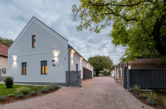 Stadium Home Panzi, Barnag, Sifok - 29 km