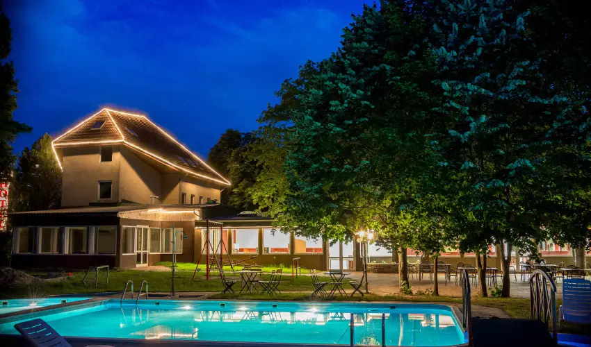 Wellness Hotel Szindbd  Balatonszemes