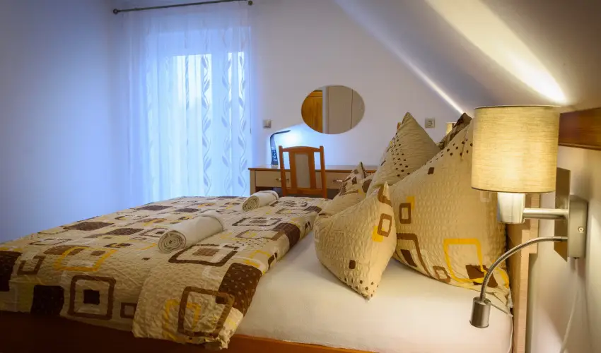 Tulipn Vendghz rvnyes