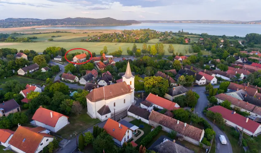 Tulipn Vendghz rvnyes