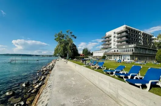 Vil�gos Hotel, Balatonvil�gos, Si�fok - 10 km