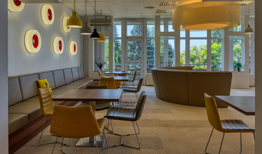 Vil�gos Hotel Balatonvil�gos