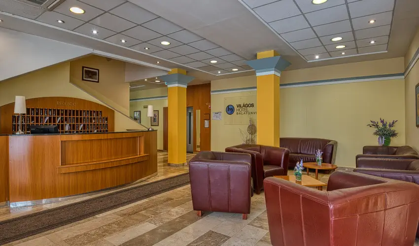 Vil�gos Hotel Balatonvil�gos
